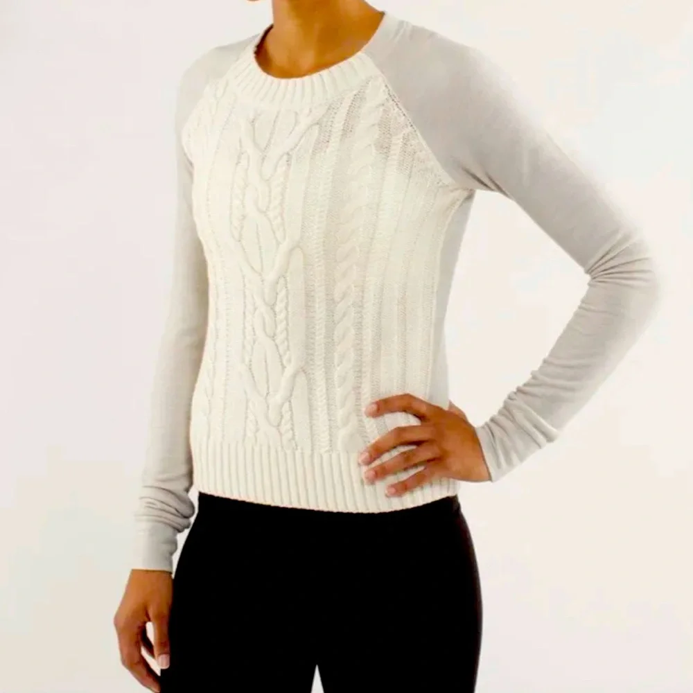 Lululemon St Moritz Cable Knit - Picture 2 of 10